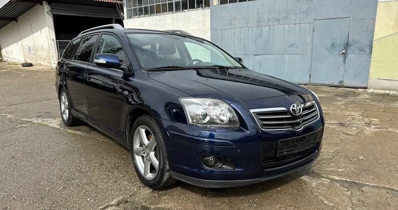 Toyota Avensis cena 9900 przebieg: 170000, rok produkcji 2007 z Wrocław małe 172